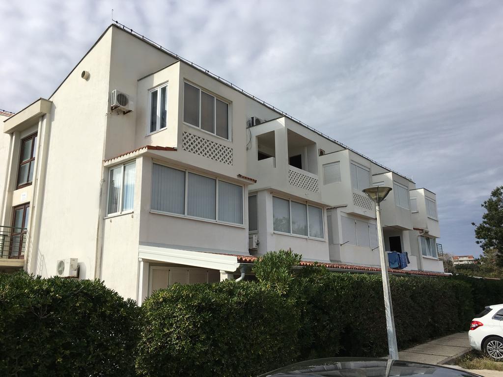 Studio Apartments Lace Novalja Exterior foto
